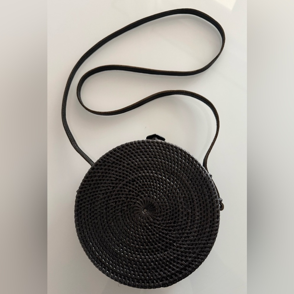 Anthropologie Hand Woven Round Black Rattan Crossbody Purse w Leather Strap EUC
